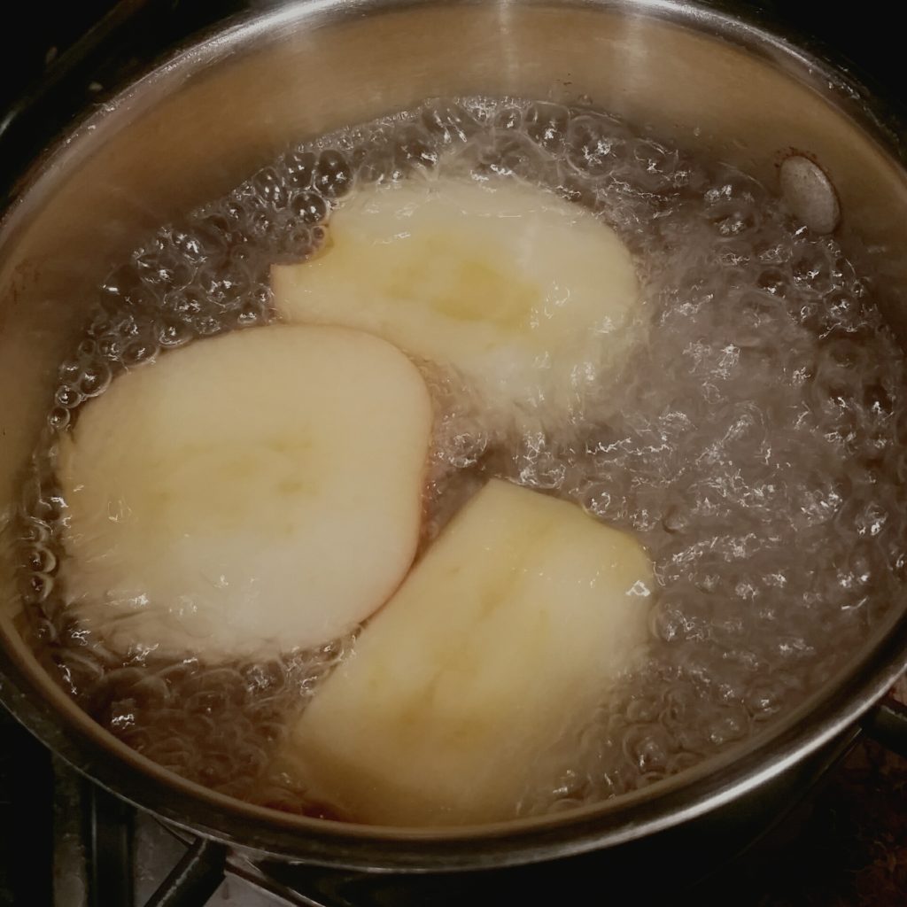 Apple Cinnamon Puree combines well with cereals as well as other fruits and vegetables.